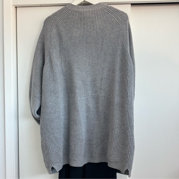 Aritzia Wilfred Free Unwind 100% Merino Wool Cardigan Size M Women Gray Sweater - Picture 4 of 9